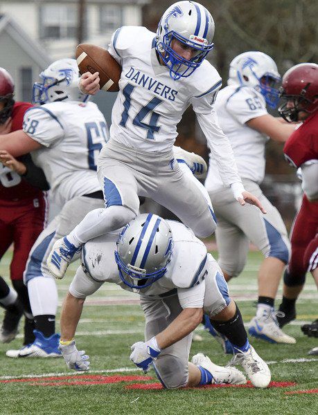 Record setting Danvers runs all over Gloucester in Turkey Day routÂ